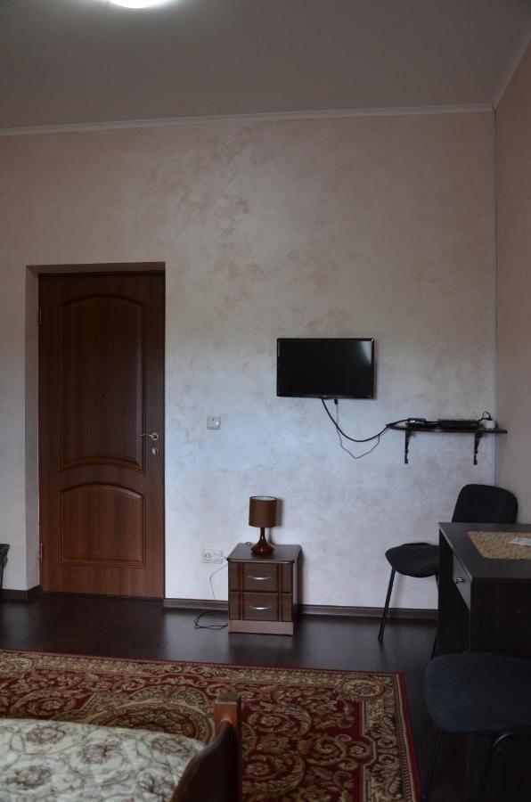 Гостевой дом Dom u Rodnika Каменец-Подольский-22