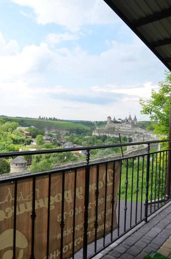 Гостевой дом Dom u Rodnika Каменец-Подольский-42