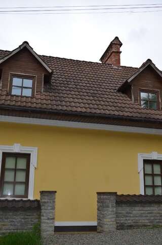 Гостевой дом Dom u Rodnika Каменец-Подольский-6