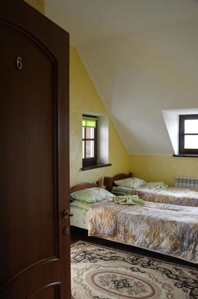 Гостевой дом Dom u Rodnika Каменец-Подольский-19