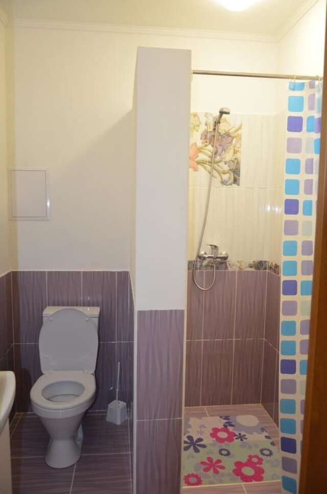 Гостевой дом Dom u Rodnika Каменец-Подольский-35