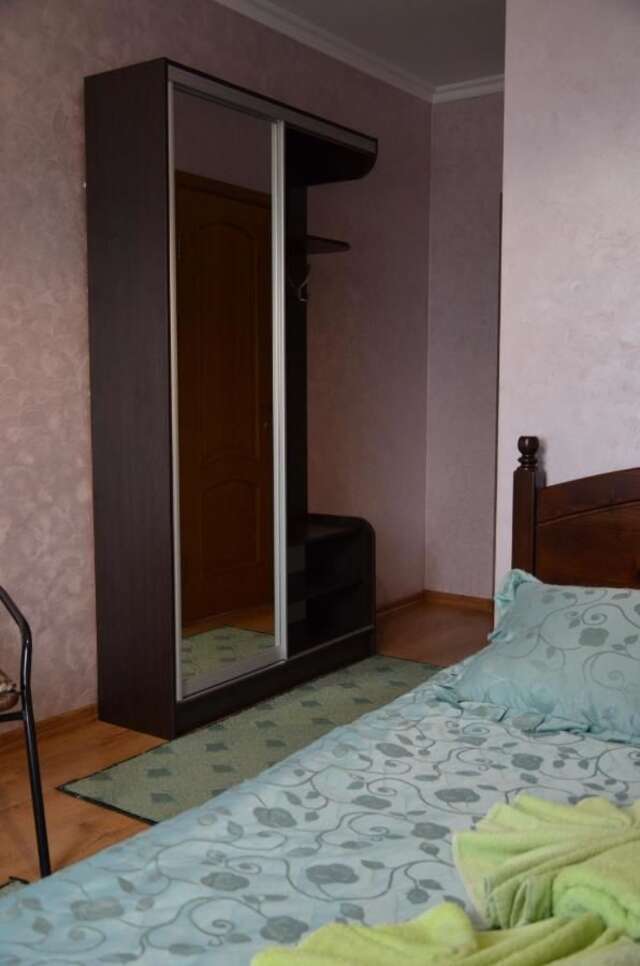 Гостевой дом Dom u Rodnika Каменец-Подольский-38