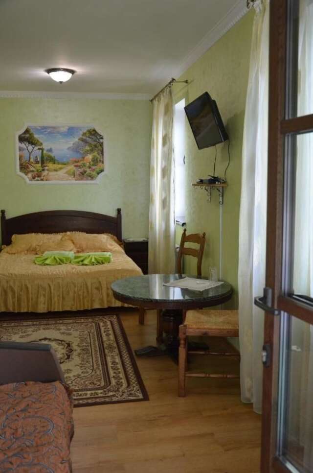 Гостевой дом Dom u Rodnika Каменец-Подольский-43