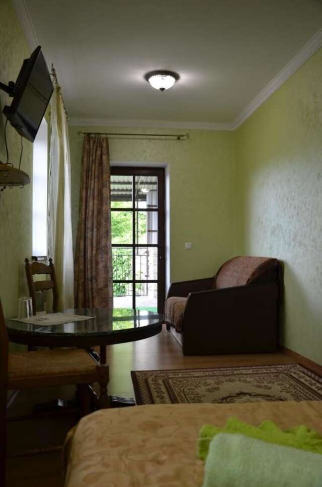 Гостевой дом Dom u Rodnika Каменец-Подольский-45